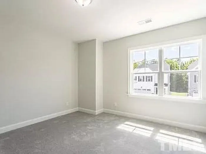 2237 Jollay St — Photo 17