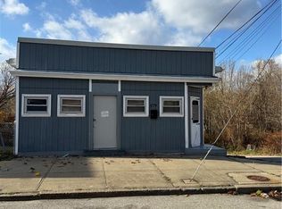 379 Front St, Woonsocket, RI 02895