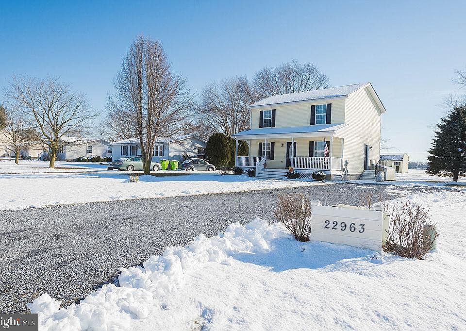 1st image of 22963 Westview Dr