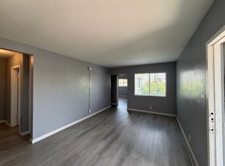 9230 S Figueroa St #4A, Los Angeles, CA 90003