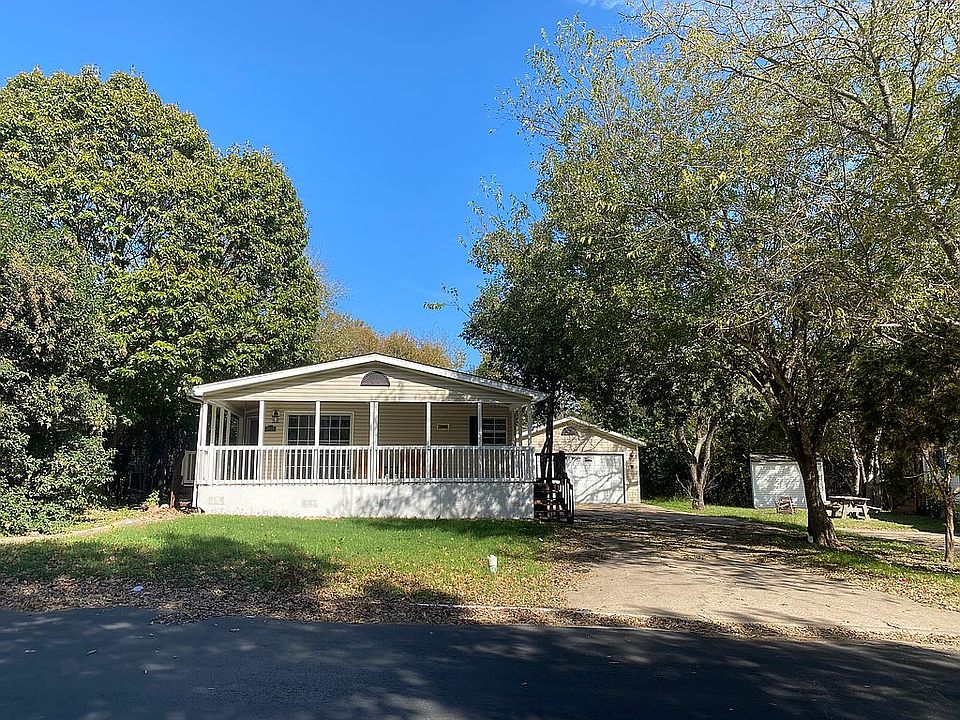 1st image of 2512 Sunny Hills Dr #27