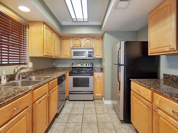 3rd image of 17211 N 35th Ave #1057