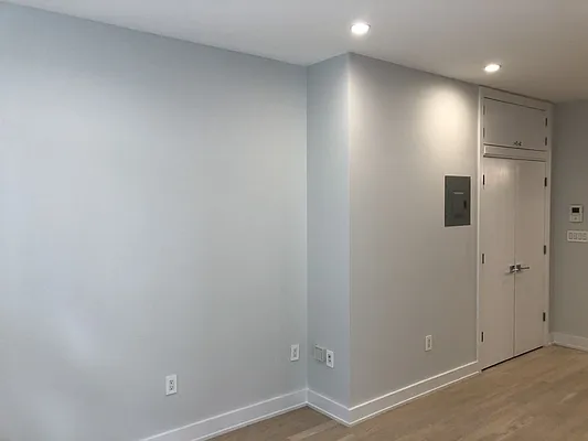 Rented by Sky Management | media 20