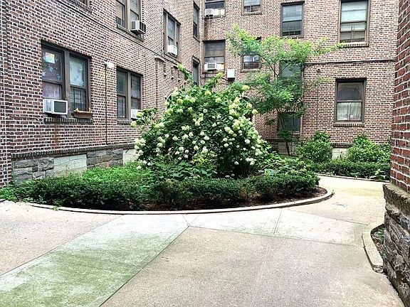 5th image of 3470 Cannon Pl APT J33