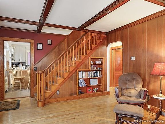 2nd image of 318 Jefferson Ave