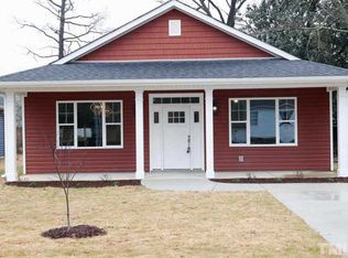 210 S Green St, Selma, NC 27576