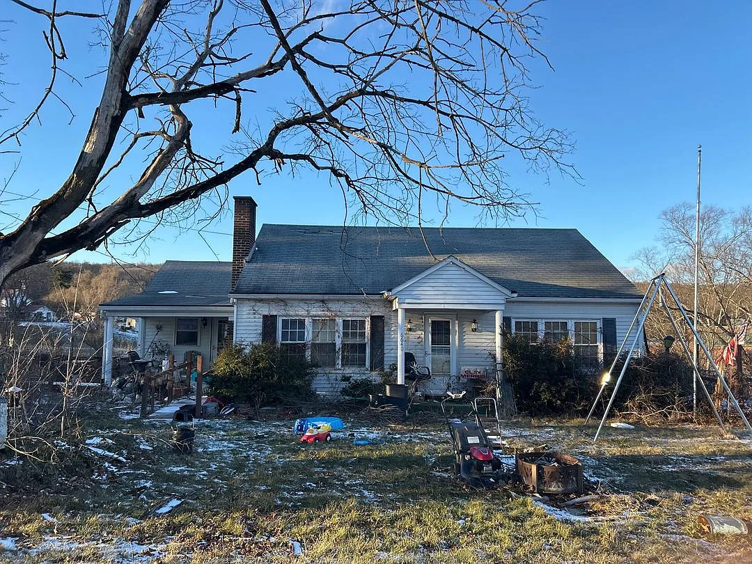 6640 Spring Rd photo 1