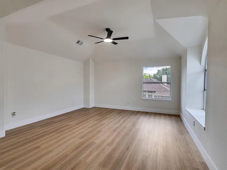 246 Cedar Elm Ln — Photo 40