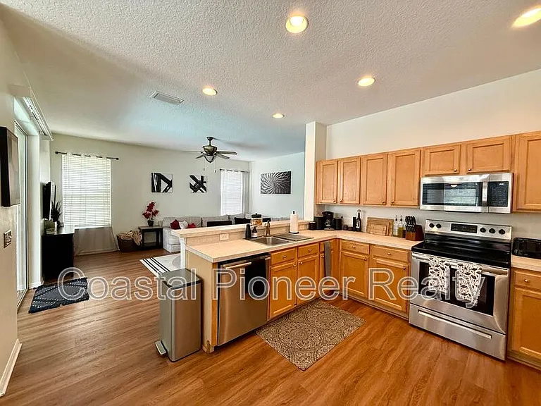 11113 Avery Oaks Dr — Photo 12
