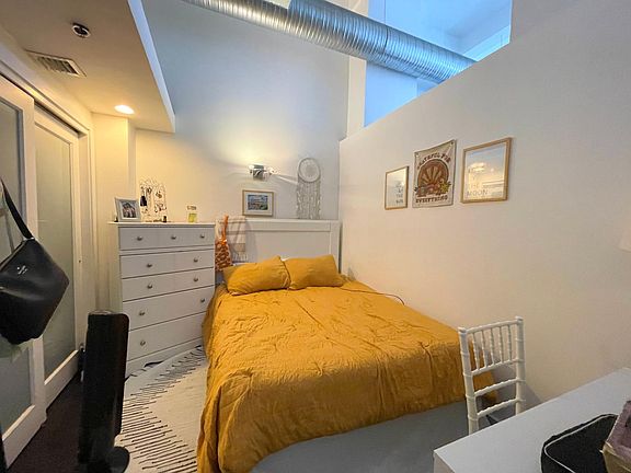 5th image of 728 Market St Unit 402