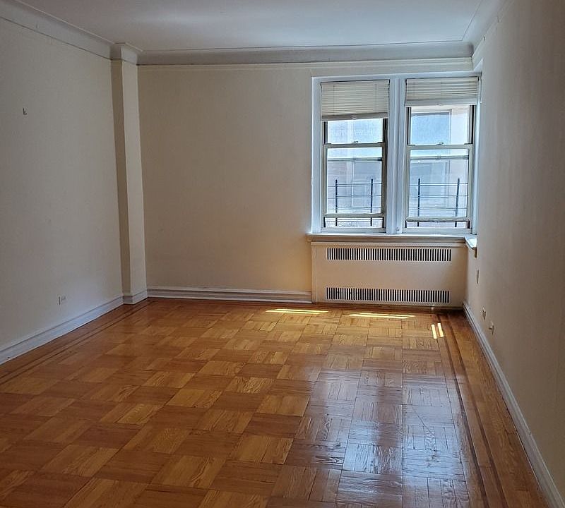 1st image of 4115 45th St APT 3A