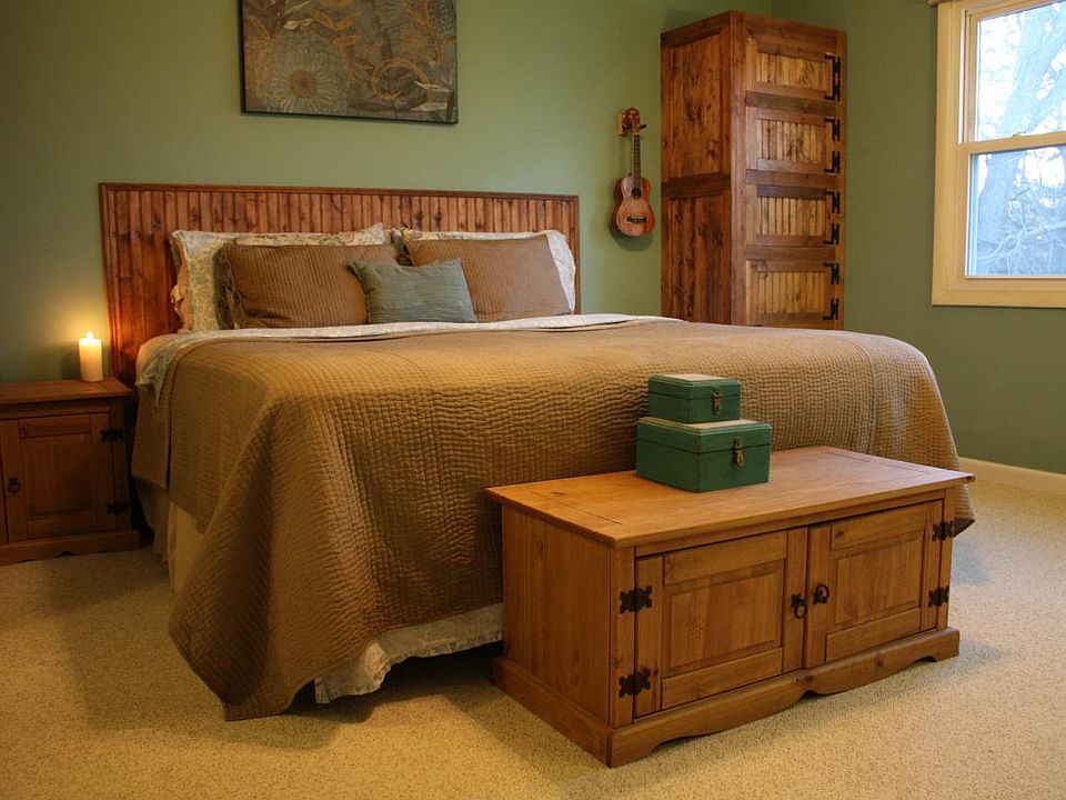 Upstairs Bedroom