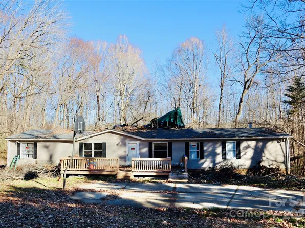 125 Kem Ln, Mount Holly, NC 28120