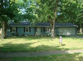 53 Cadet Dr, North Ridgeville, OH 44039