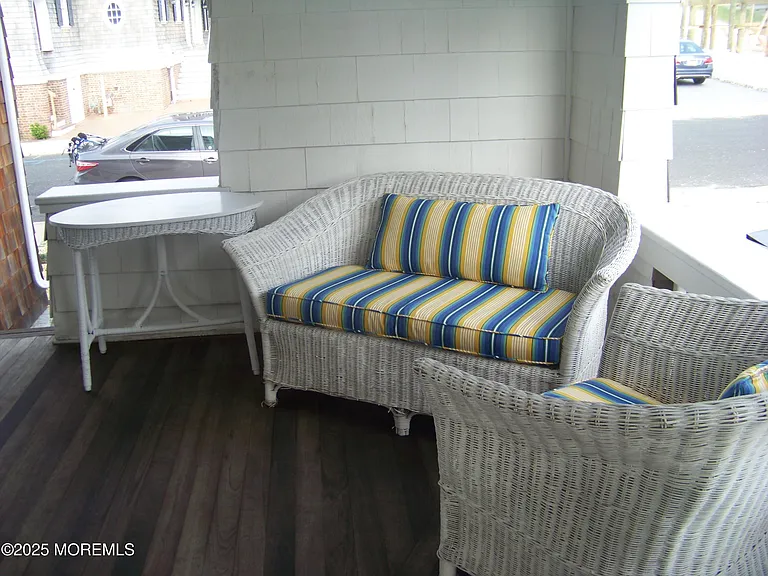 336 East Ave — Photo 7