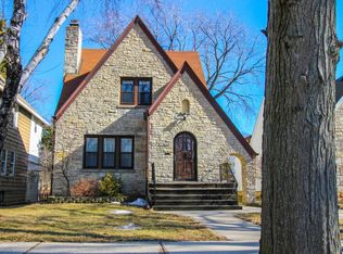 3766 S Austin St, Milwaukee, WI 53207