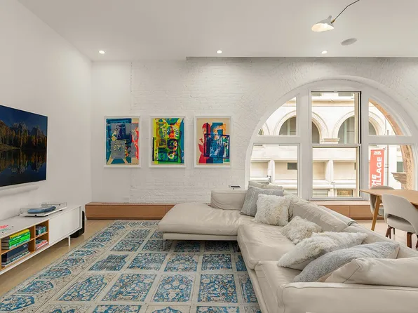 21 Astor Pl APT 2B, New York, NY 10003