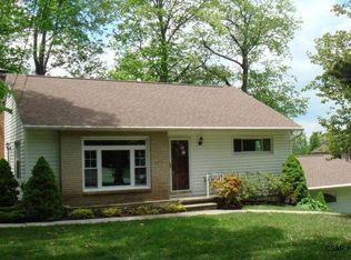 201 Leventry Rd, Johnstown, PA 15904