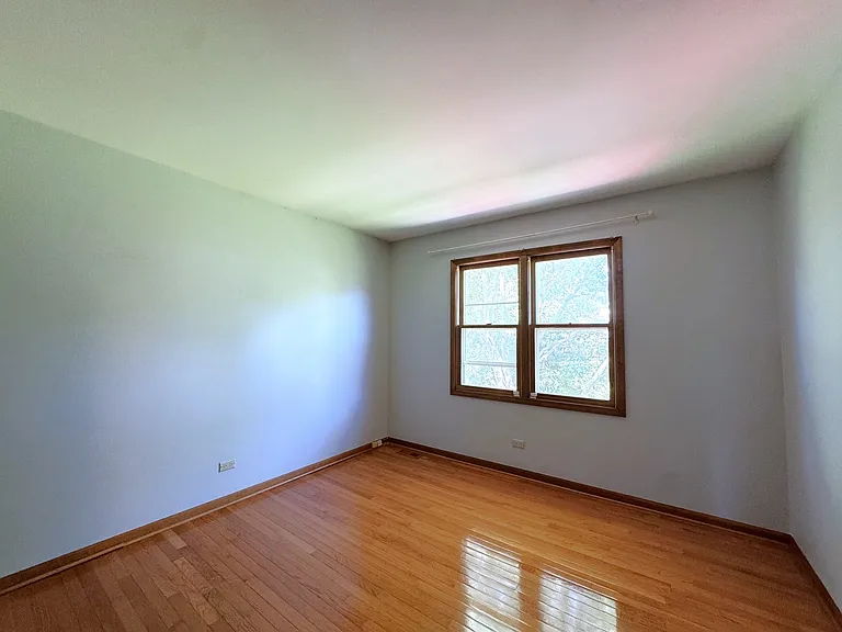 1217 Yorkshire Dr — Photo 18