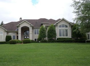 12015 Hunting Crest Dr, Prospect, KY 40059