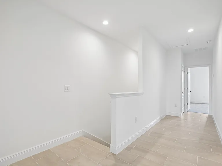 Porchlight Twin Lakes — Photo 55