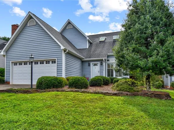 2236 King George Ct, Winston Salem, NC 27103