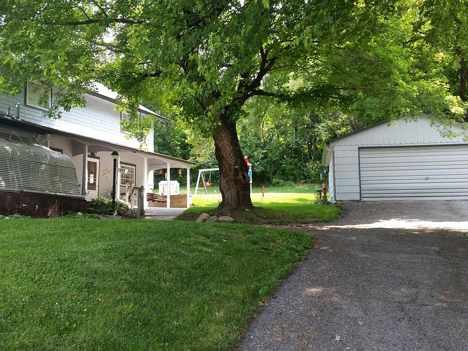 2nd image of 317 Benton St