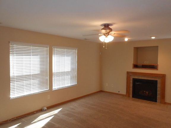 2nd image of 3569 Ashridge St