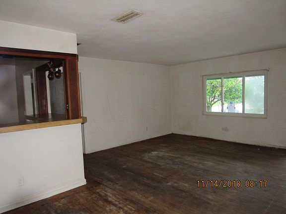 5th image of 3822 Sudbury Ave