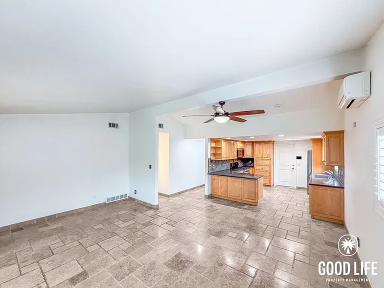 2726 Tonto Way — Photo 3