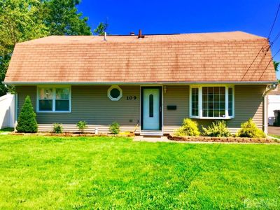 109 W Francis St, Iselin, NJ, 08830