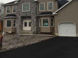 17 Saveria Ct, Howell, NJ