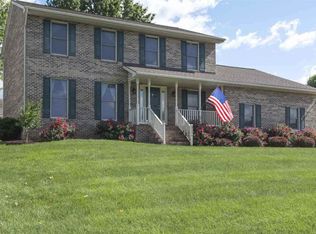 3256 Pin Oak Dr, Harrisonburg, VA 22801