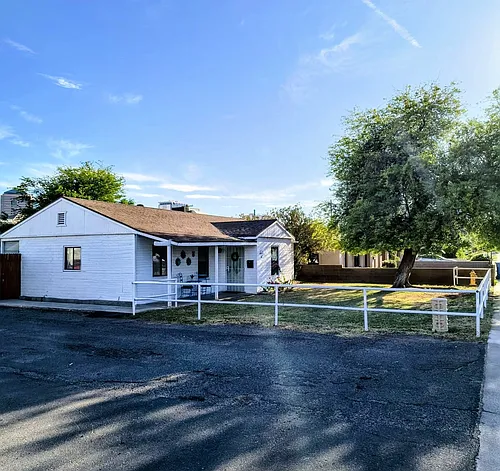 531 E Osborn Rd Photo 1