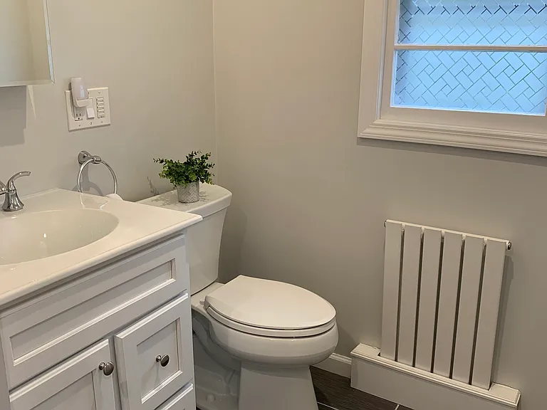 Main Bathroom