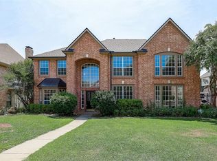 2805 Greenbrook Ct, Grapevine, TX 76051