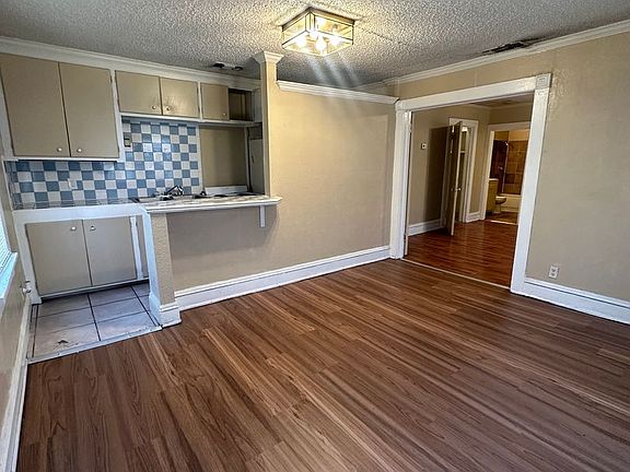 2nd image of 3602 S Polk St #A