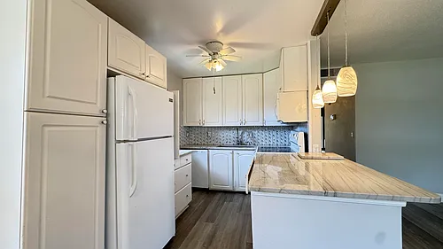 220 Seville Ct #J Photo 1