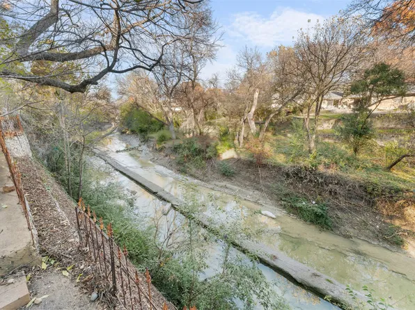 607 Shadywood Ln, Richardson, TX 75080