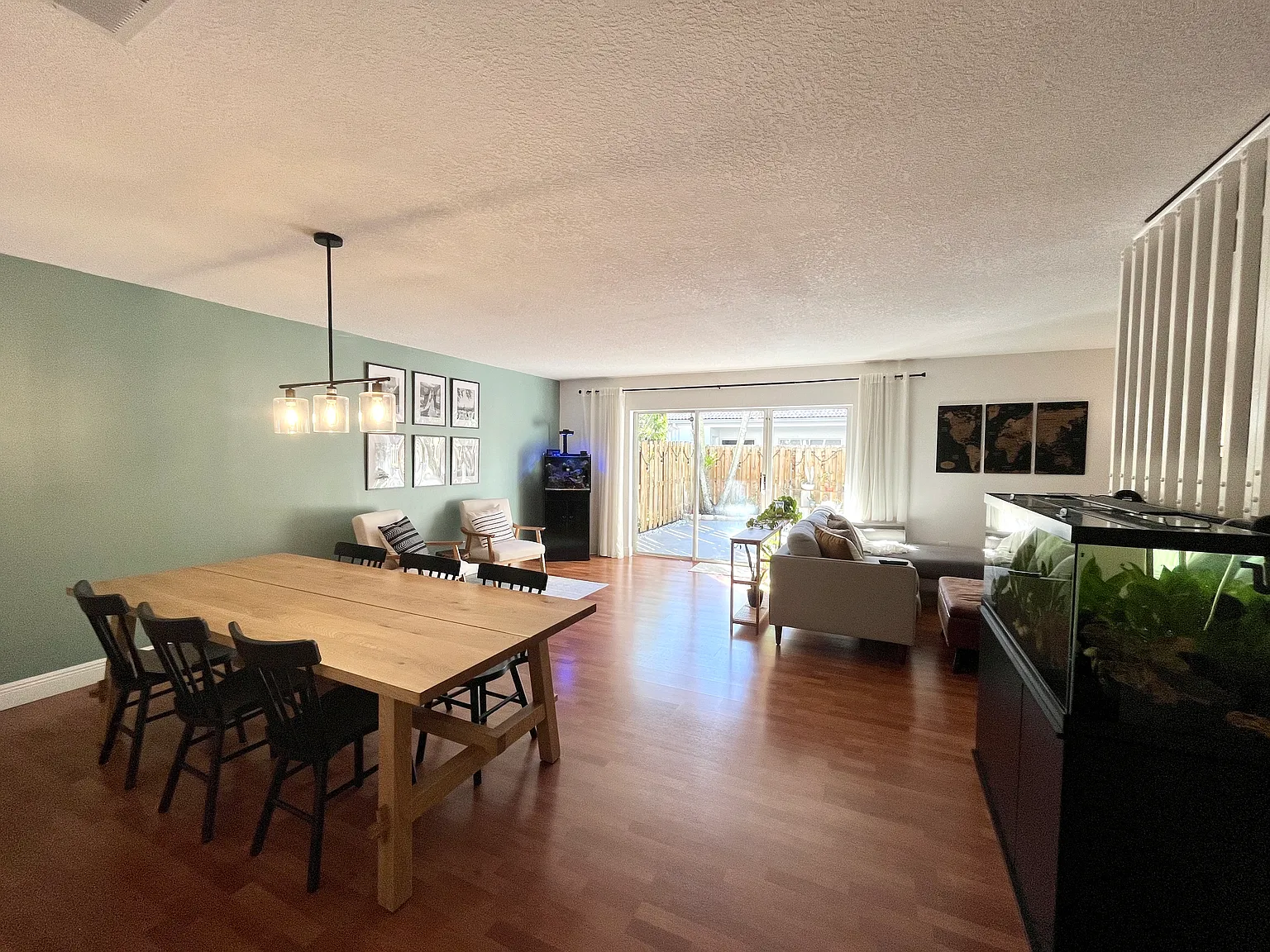 3 bed, 2.5 bath, 1644 sqft, $3,100 — Photo 3