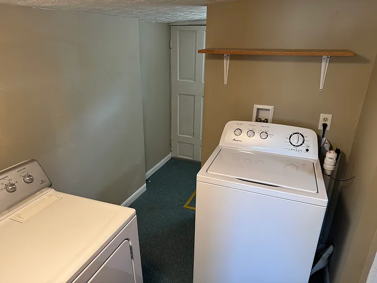 928 Jefferson St — Photo 21