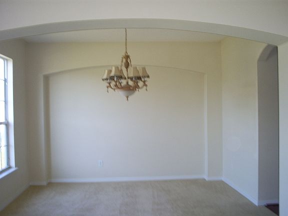 5th image of 3059 Postmill Dr