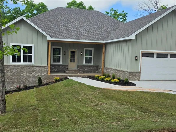 40 Radcliffe Dr, Bella Vista, AR 72714
