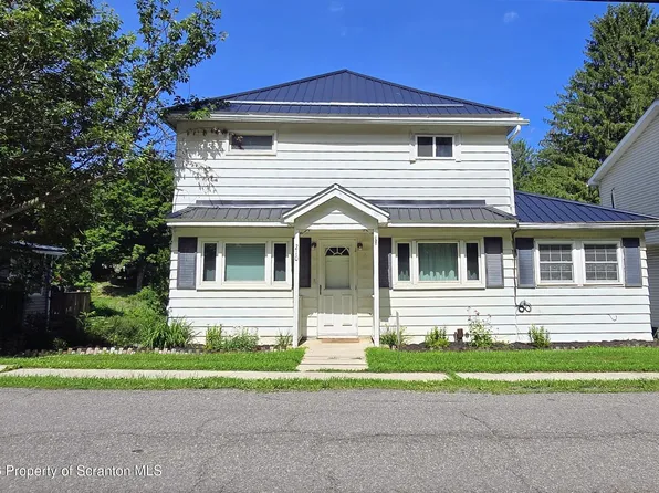 210 Riverside Dr, Factoryville, PA 18419