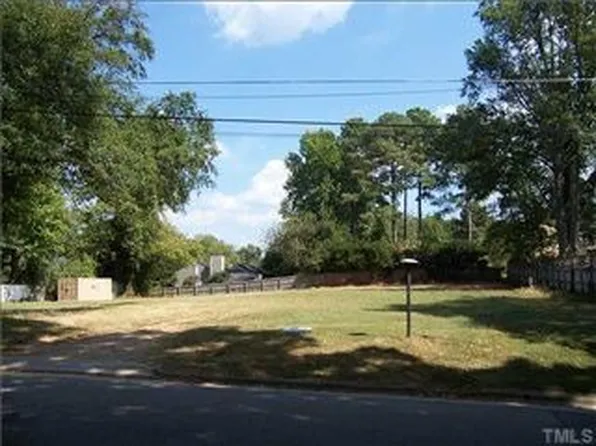 106 Berkshire Rd, Raleigh, NC 27608