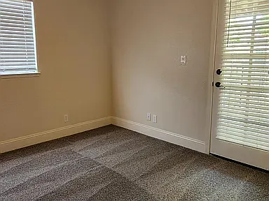 8153 N Cedar Ave #219 — Photo 21