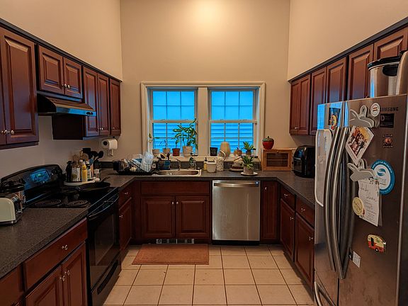 5th image of 181 Putnam St Floor 1