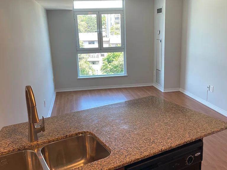 18 Valley Woods Rd #1015 — Photo 6
