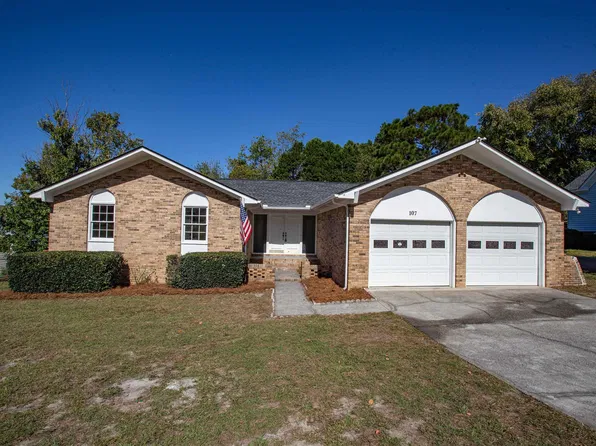 107 Bunker Dr, West Columbia, SC 29172