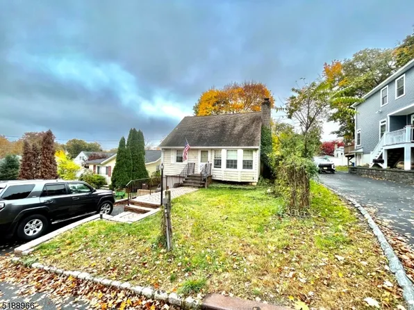 3 Roanoke Ave, Parsippany-Troy Hills Twp., NJ 07034